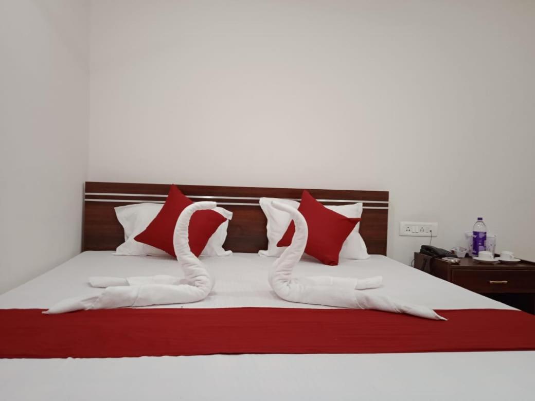 Hotel Haren Grand Gauháti Kültér fotó